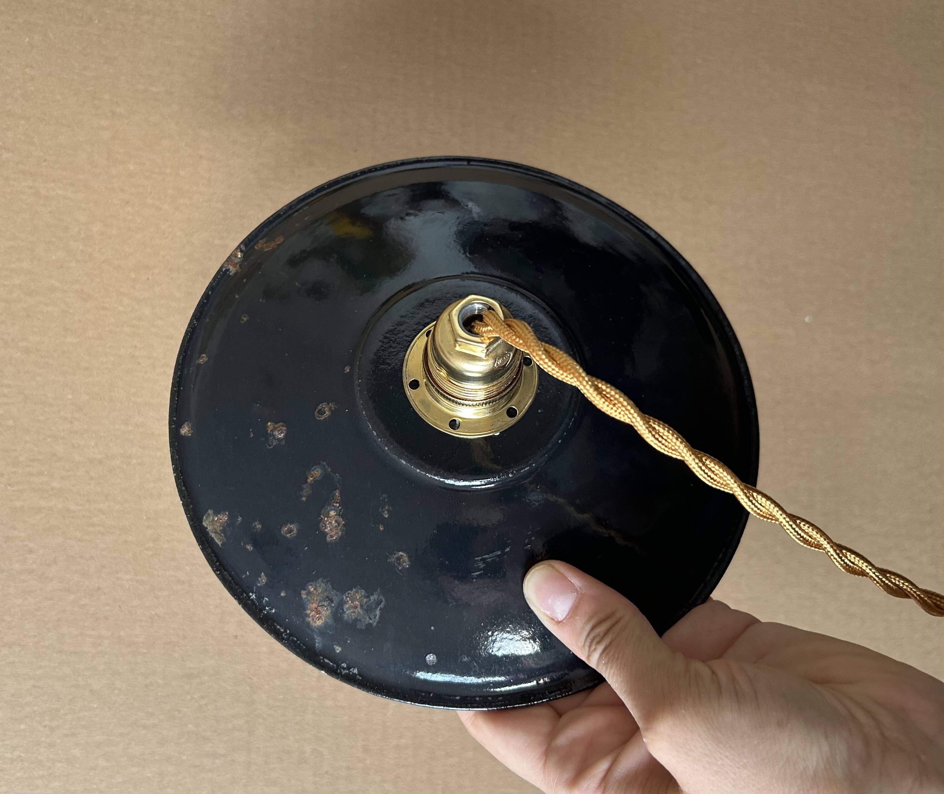 Old black industrial suspension D19.5cm