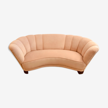 1940s Danish Banana Shaped Scalloped Sofa in Blush Pink