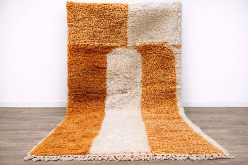 Traditional wool rug 200cm x 300cm