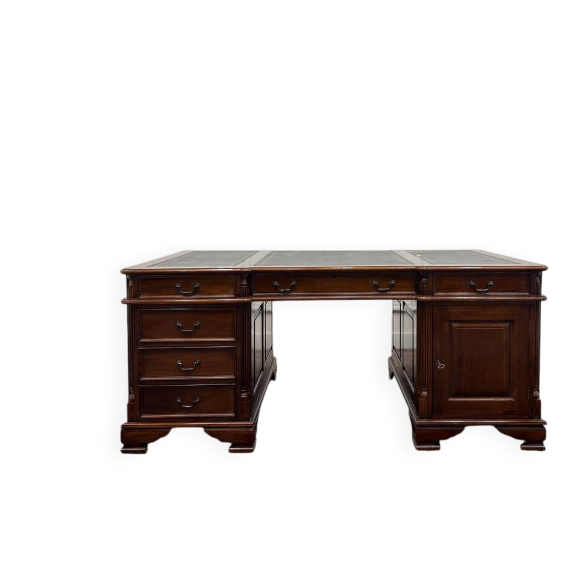 Classic English Partnerdesk Desk