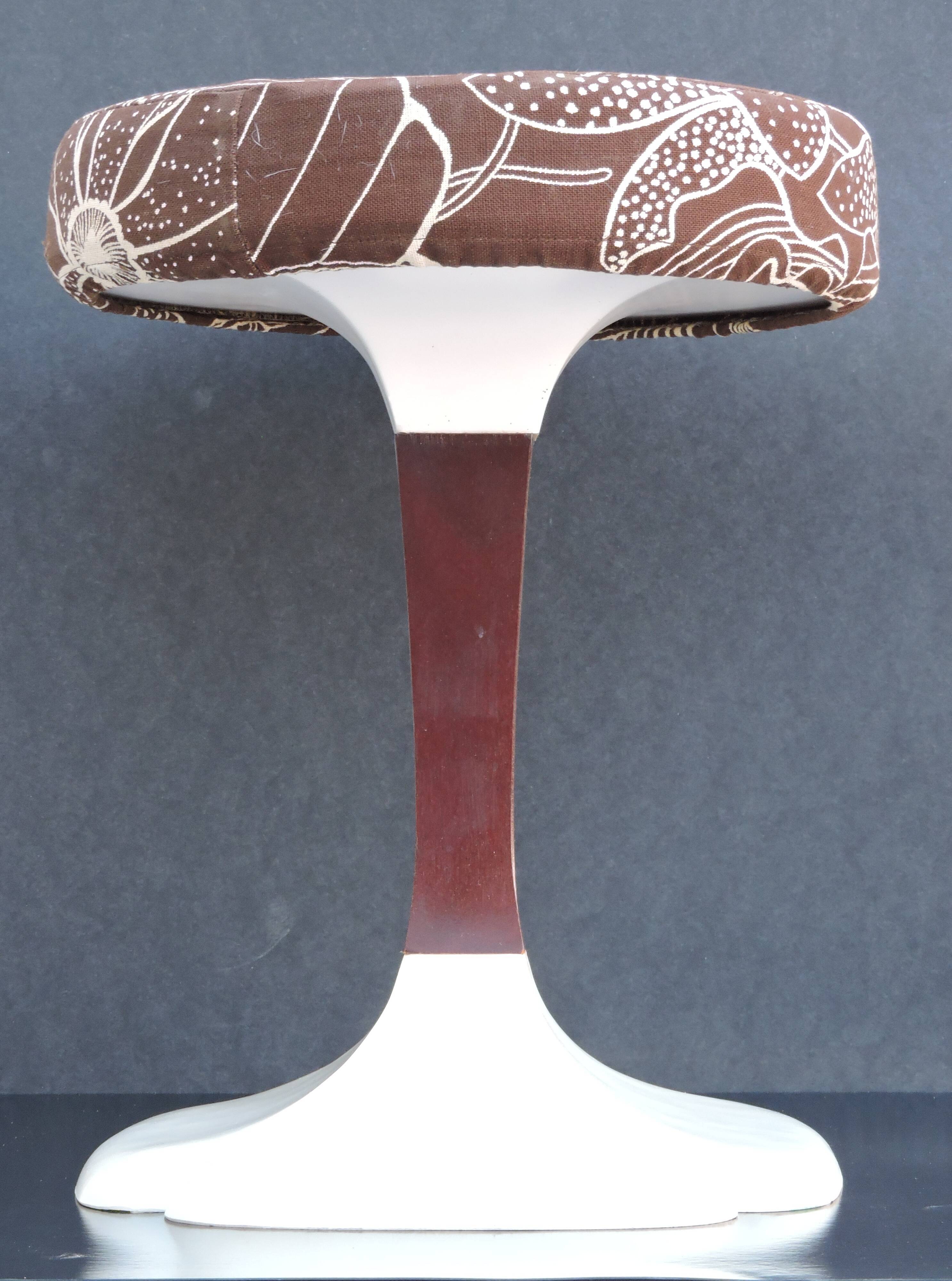 Stool Gautier tulipe base clover design 70
