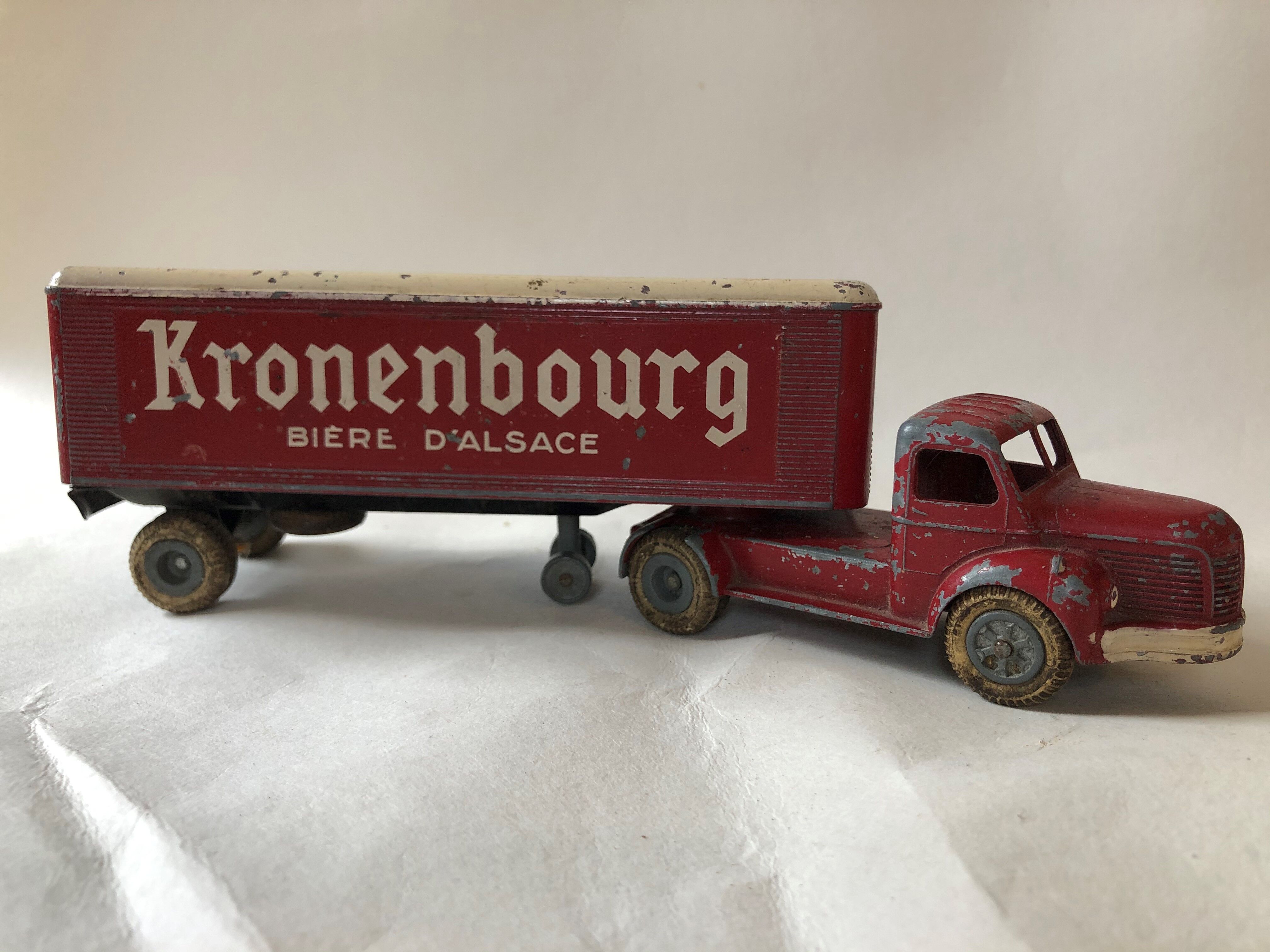 JRD Truck - Berliet semi-trailer Kronenbourg