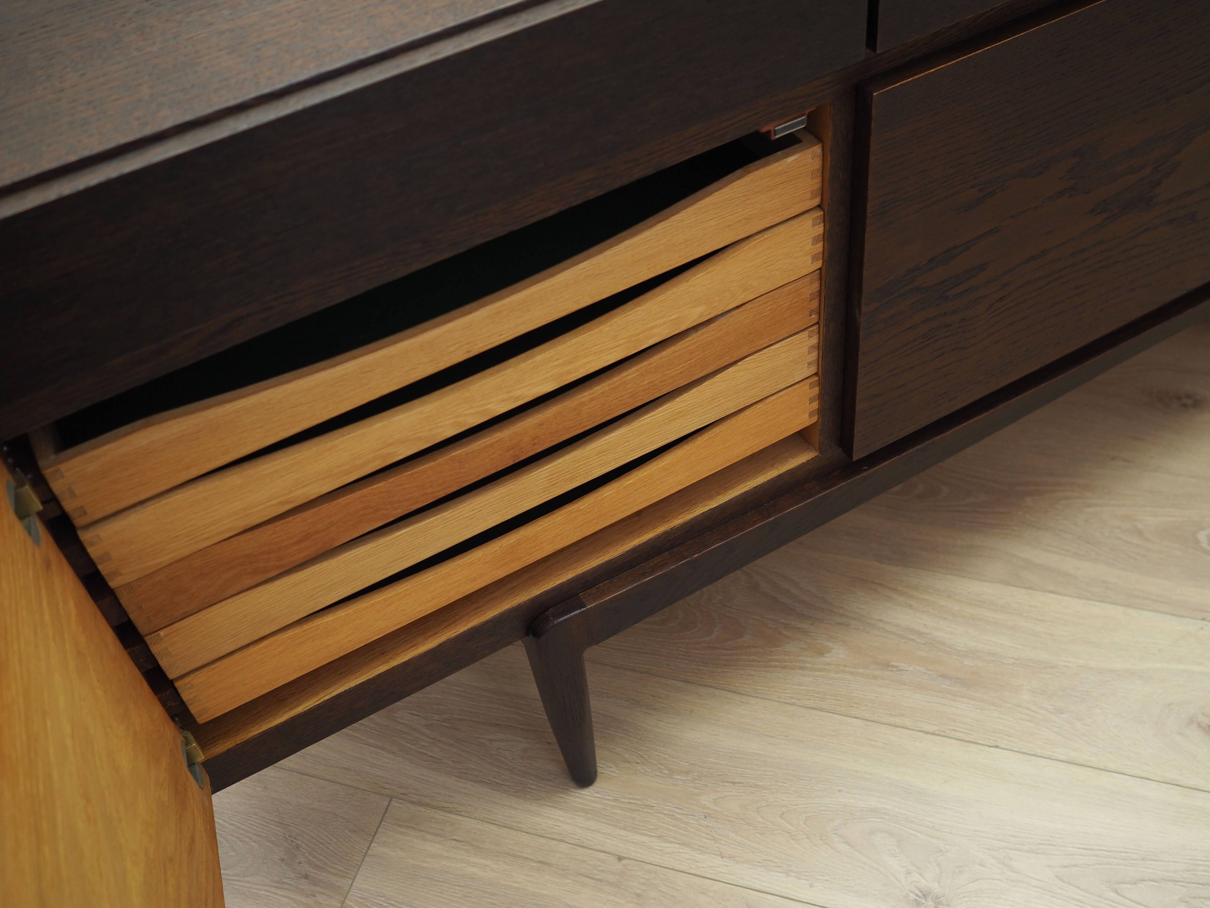 Oak sideboard, Danish design, 1970s, designer: Ib Kofod Larsen, manufacture
