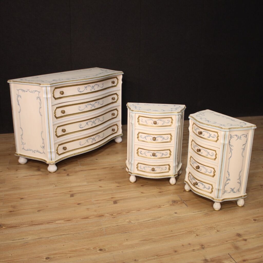 Italian dresser in lacquered, painted and gilded wood