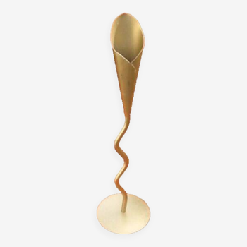 Cornet sculpture (large model) Twisted foot Gold-colored metal