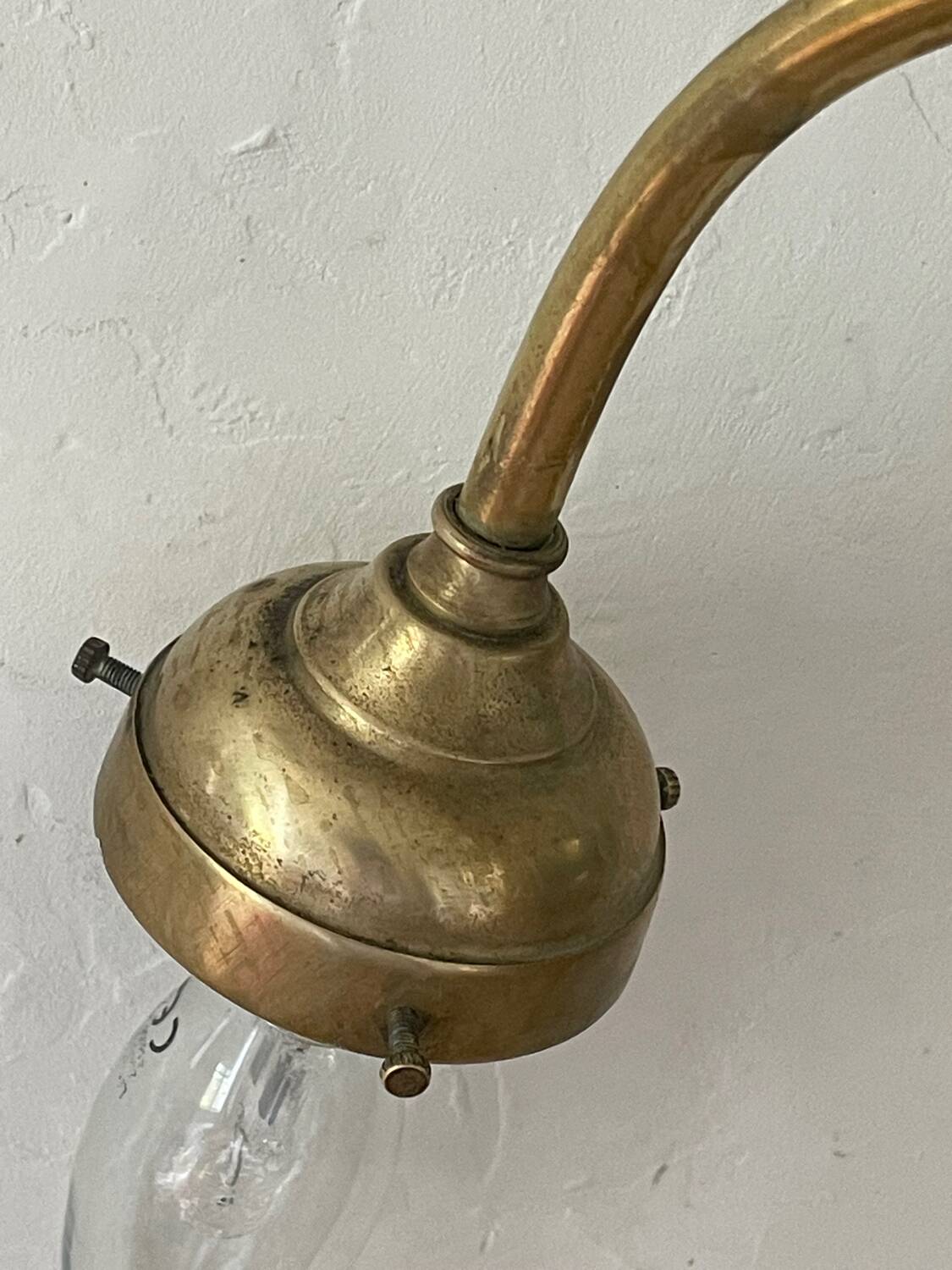 Vintage 4-light brass lamp