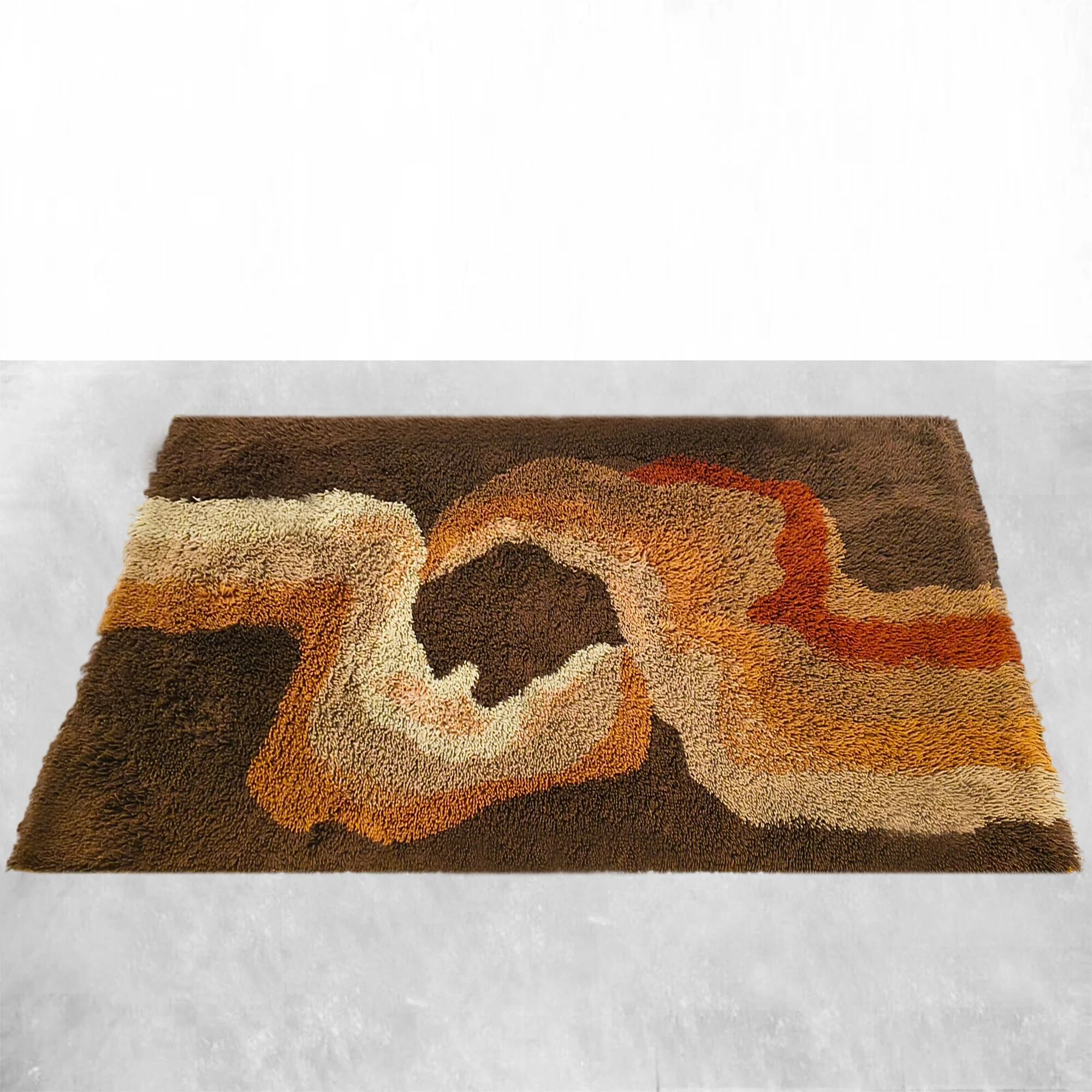 1970s Space Age Wool Rug | Mid-Century Modern Organic Wave Pattern. Made in Italy