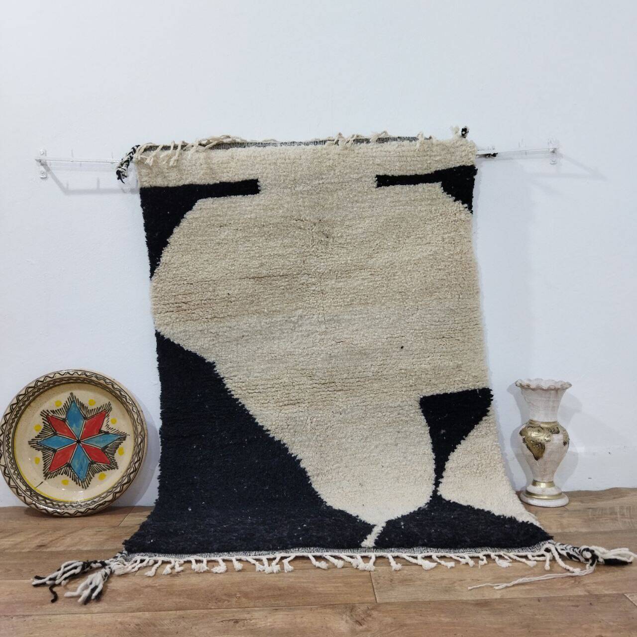 Handmade moroccan berber rug 140 x 90 cm