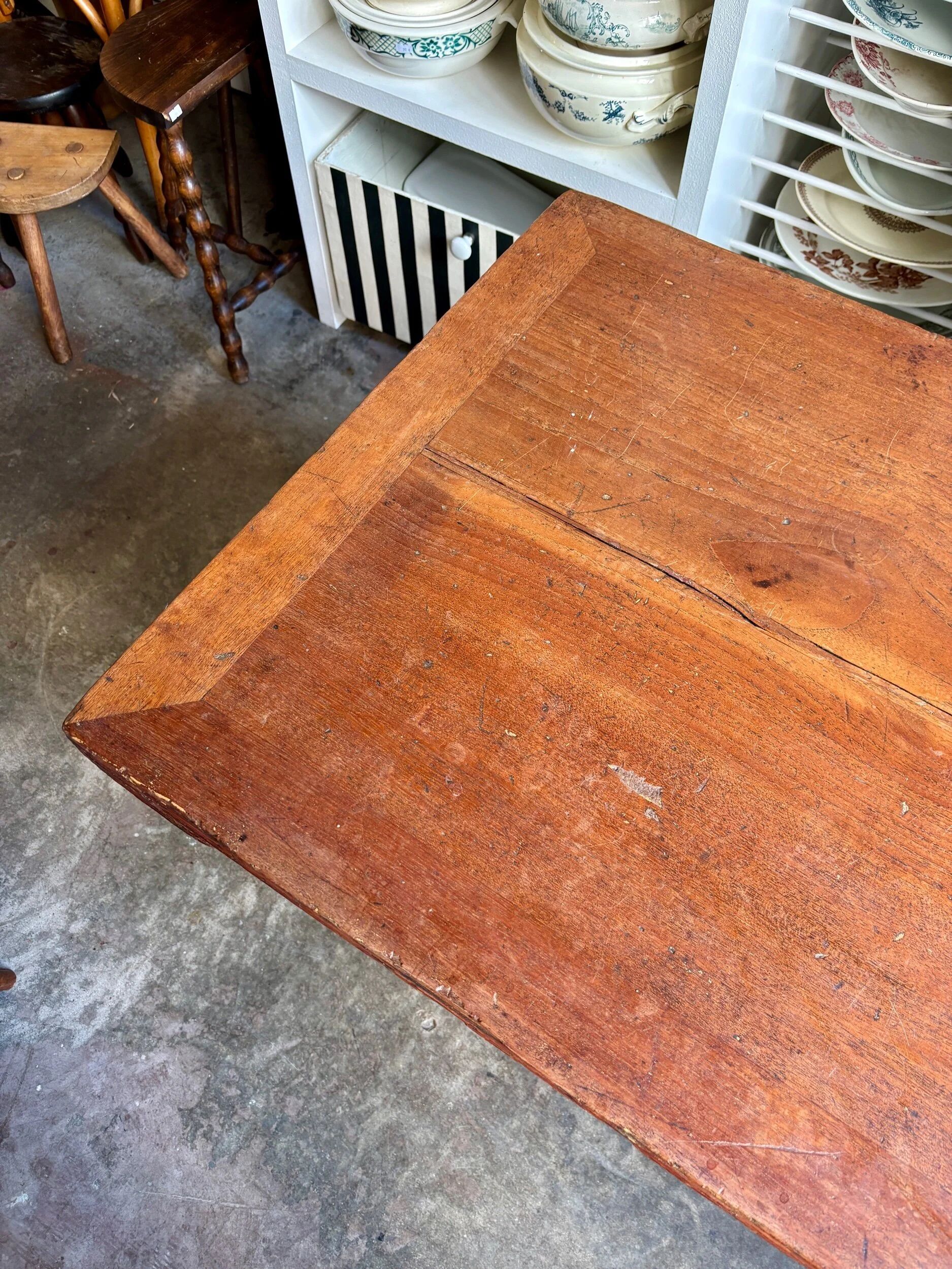 Table bistrot à abattants en bois foncé