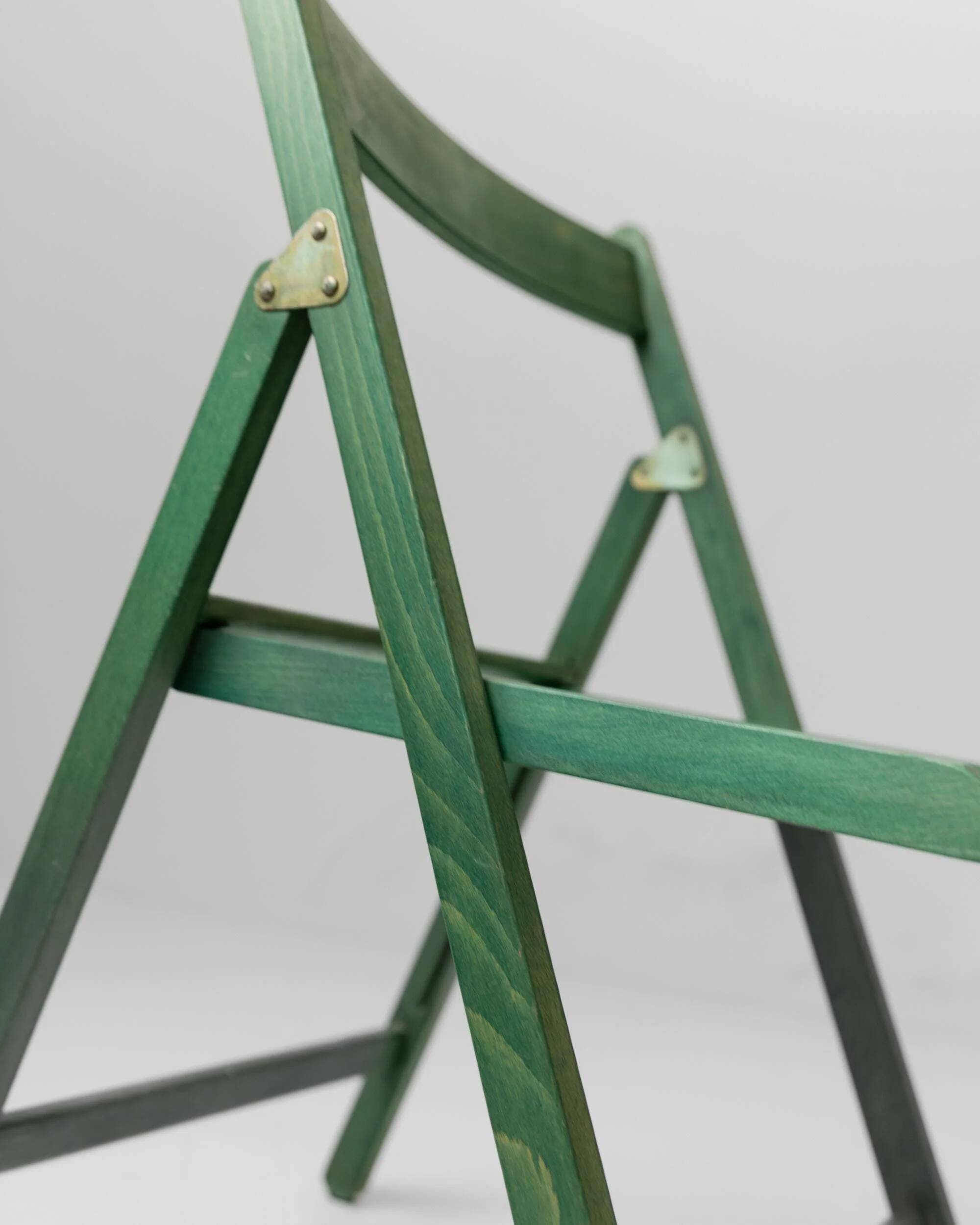 Chaise pliante vintage en bois des années 1970, par Realpina Italie, finition verte