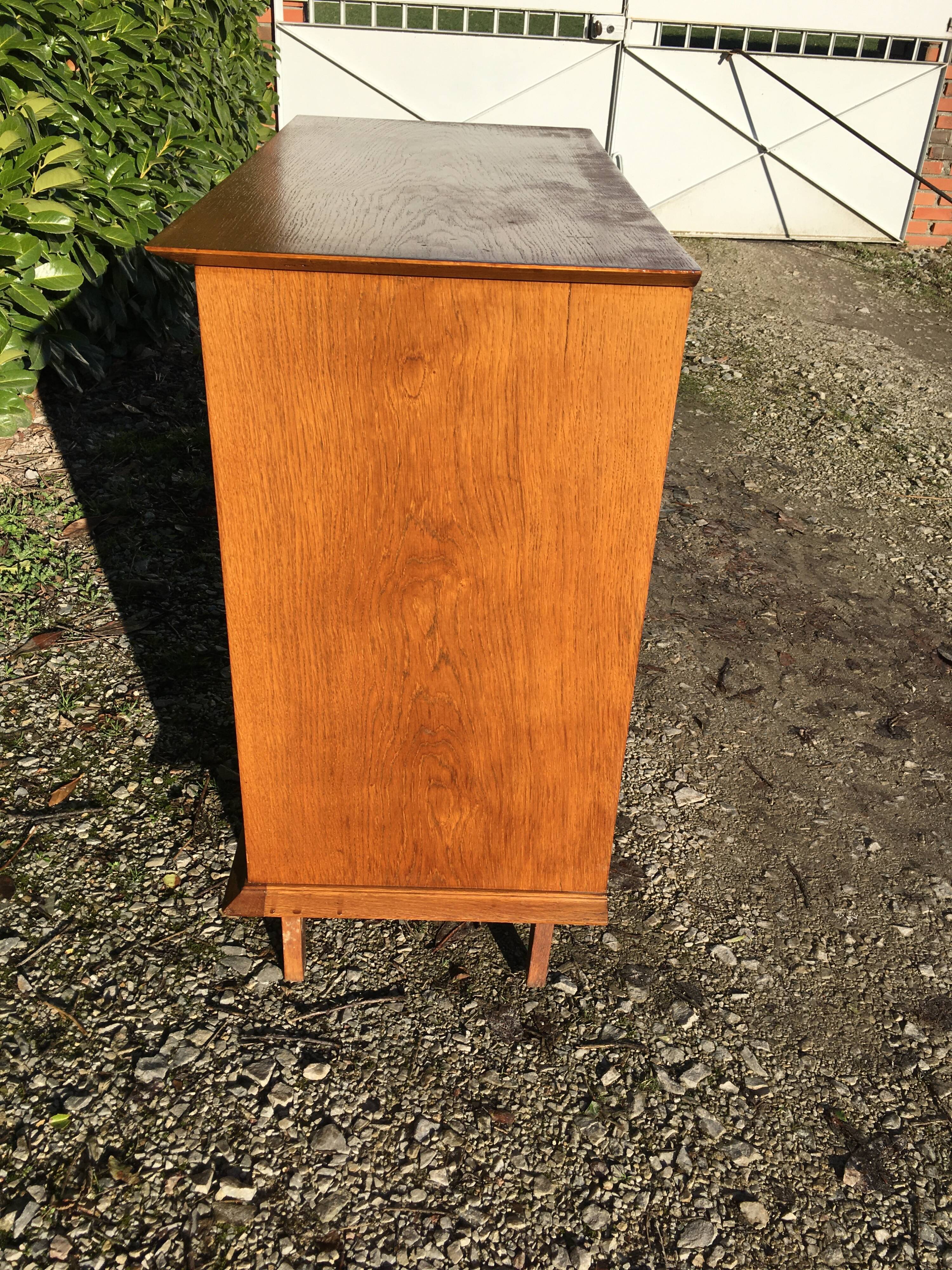 Chest of drawers 4 compass foot drawers