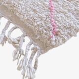 White and Pink Beni Ouarain Rug - 252 x 176 cm