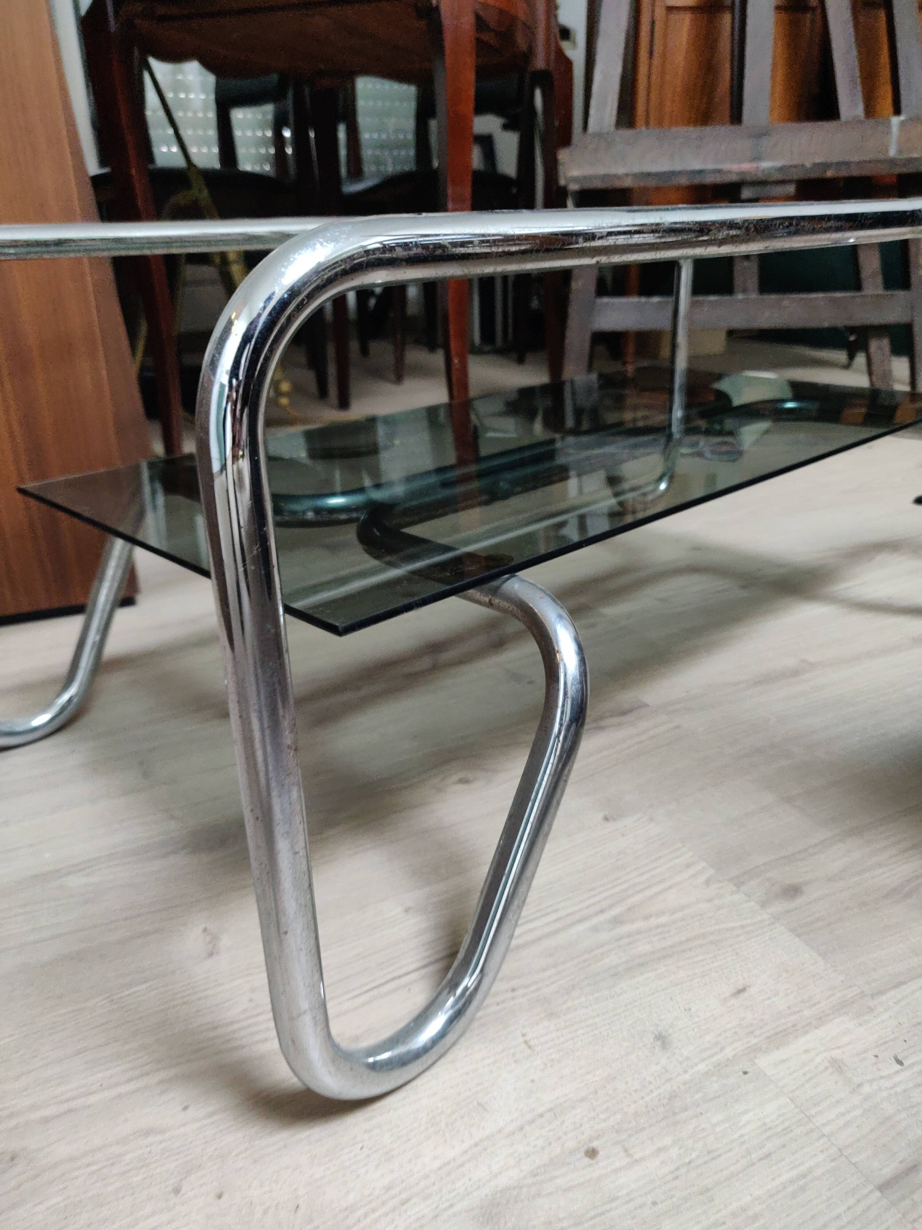 Coffee table in chrome metal and smoked glass design from the 70s