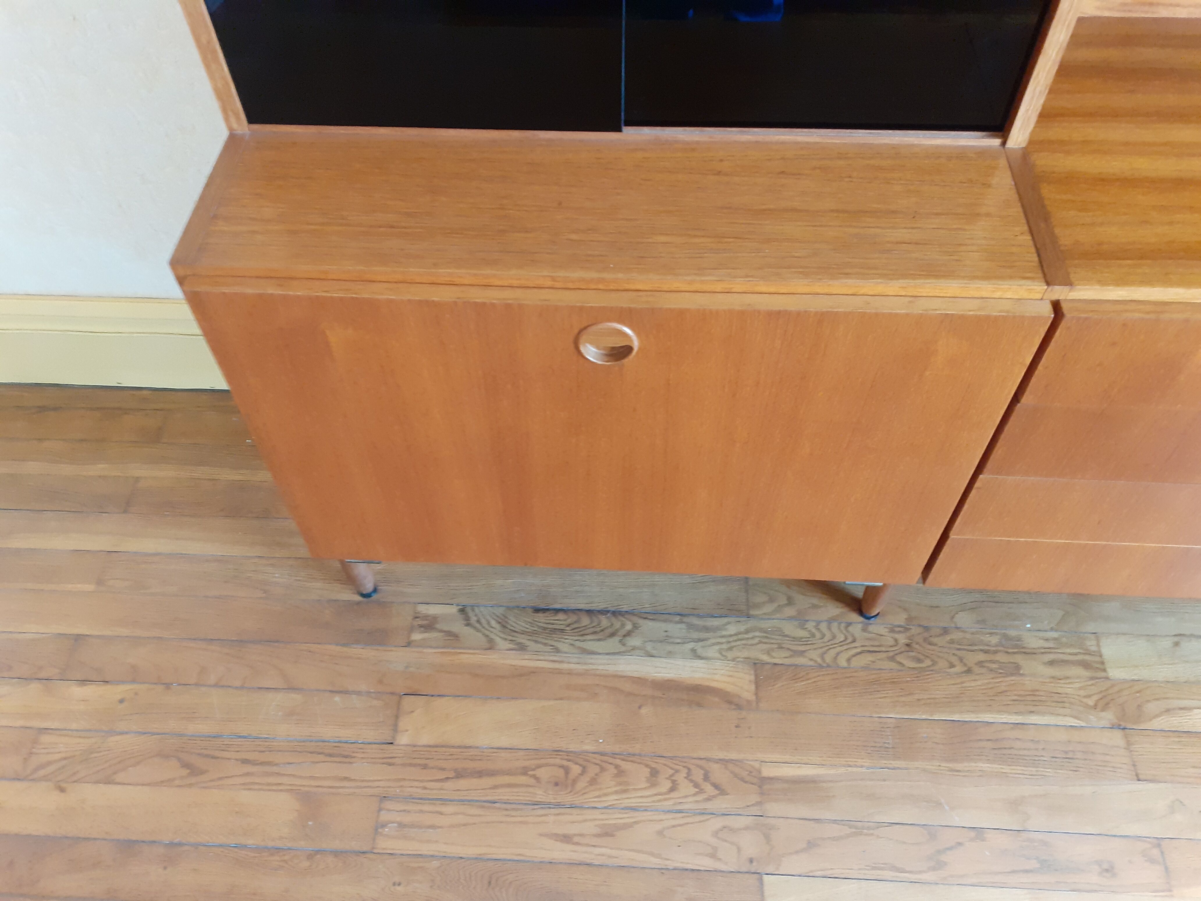 Meuble de rangement en teck