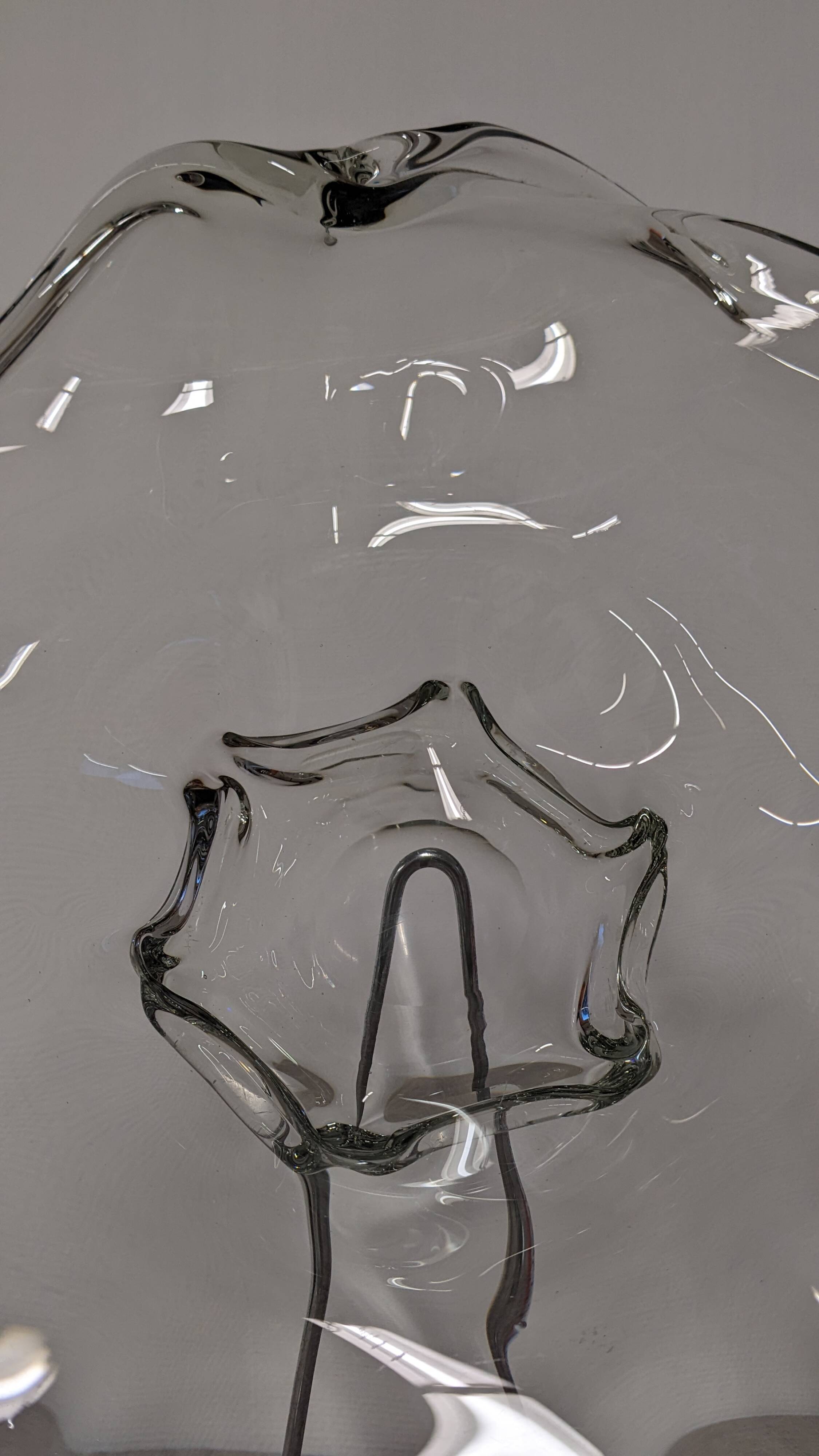 Fruit bowl or XXL pocket emptier in Murano glass, Italy circa 1970.