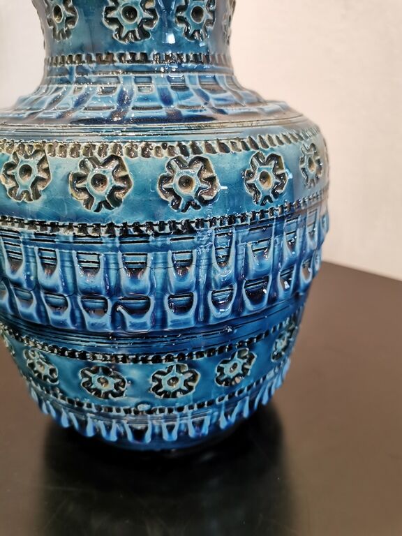 Blue vase by Aldo Londi