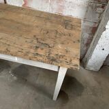 Farm table