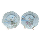 Lot de 2 assiettes anciennes décor japonisant peint main – relief & dorure