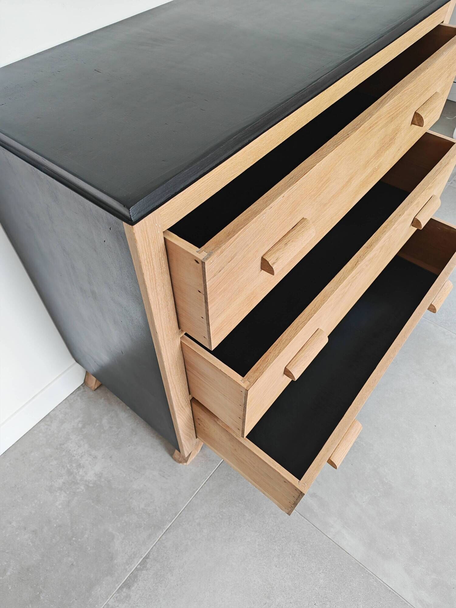 Commode 1950 - 1960 solid oak front