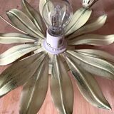 Flower wall lamp