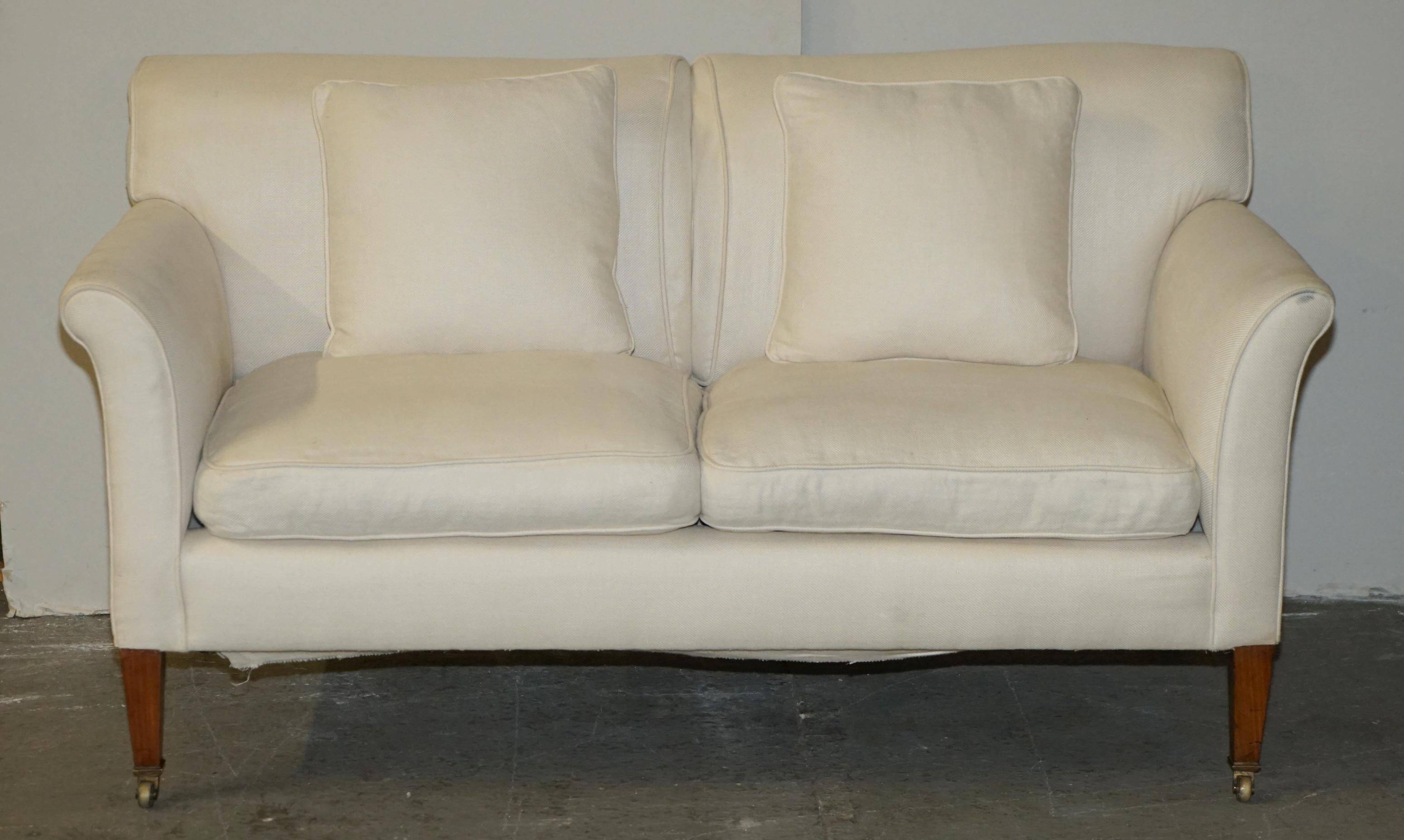 Victorian Howard & Son two-seater canapé fully stamped.