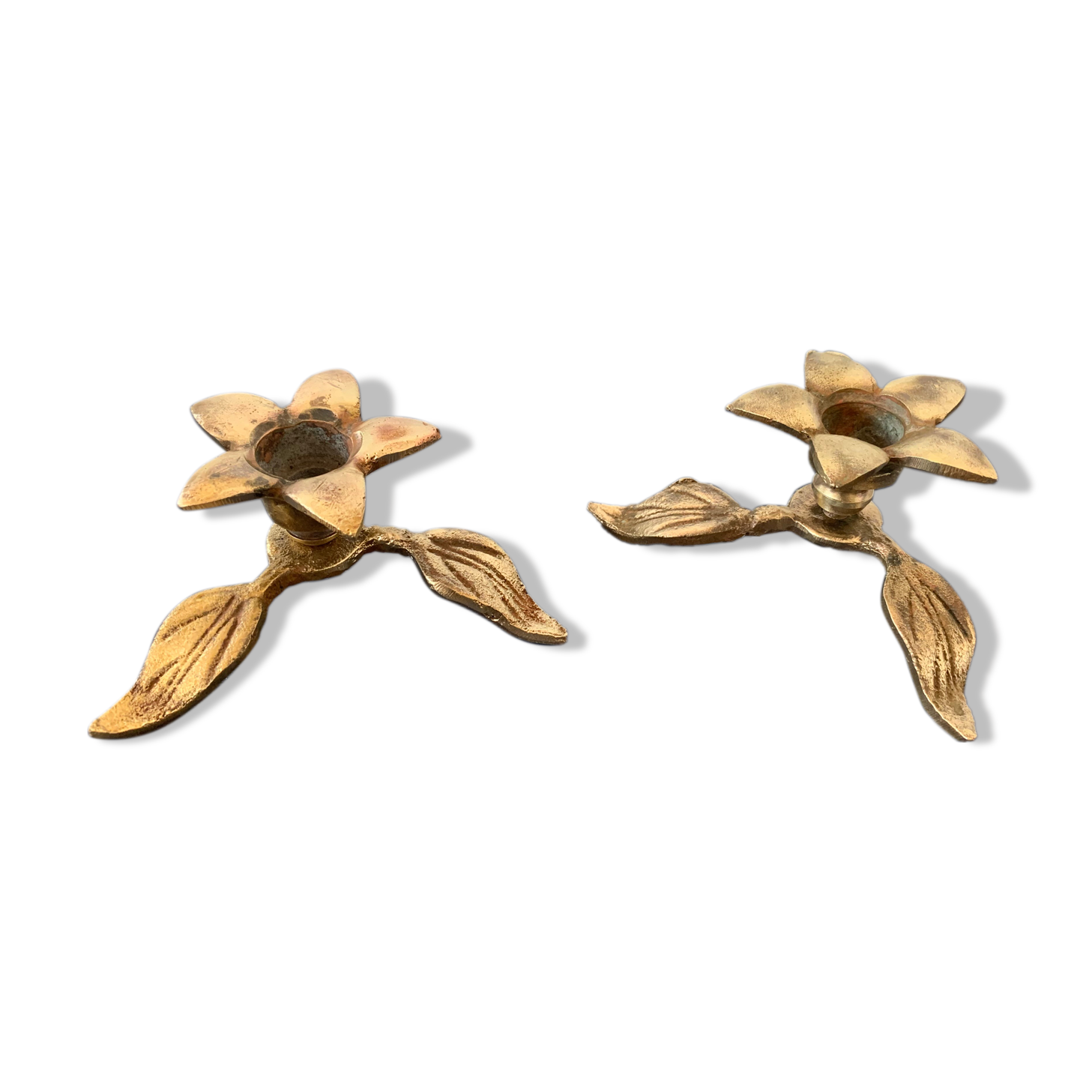 Set of 2 bronze candle holders