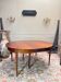 Table de salle à manger a bandeau en acajou de style louis xvi
