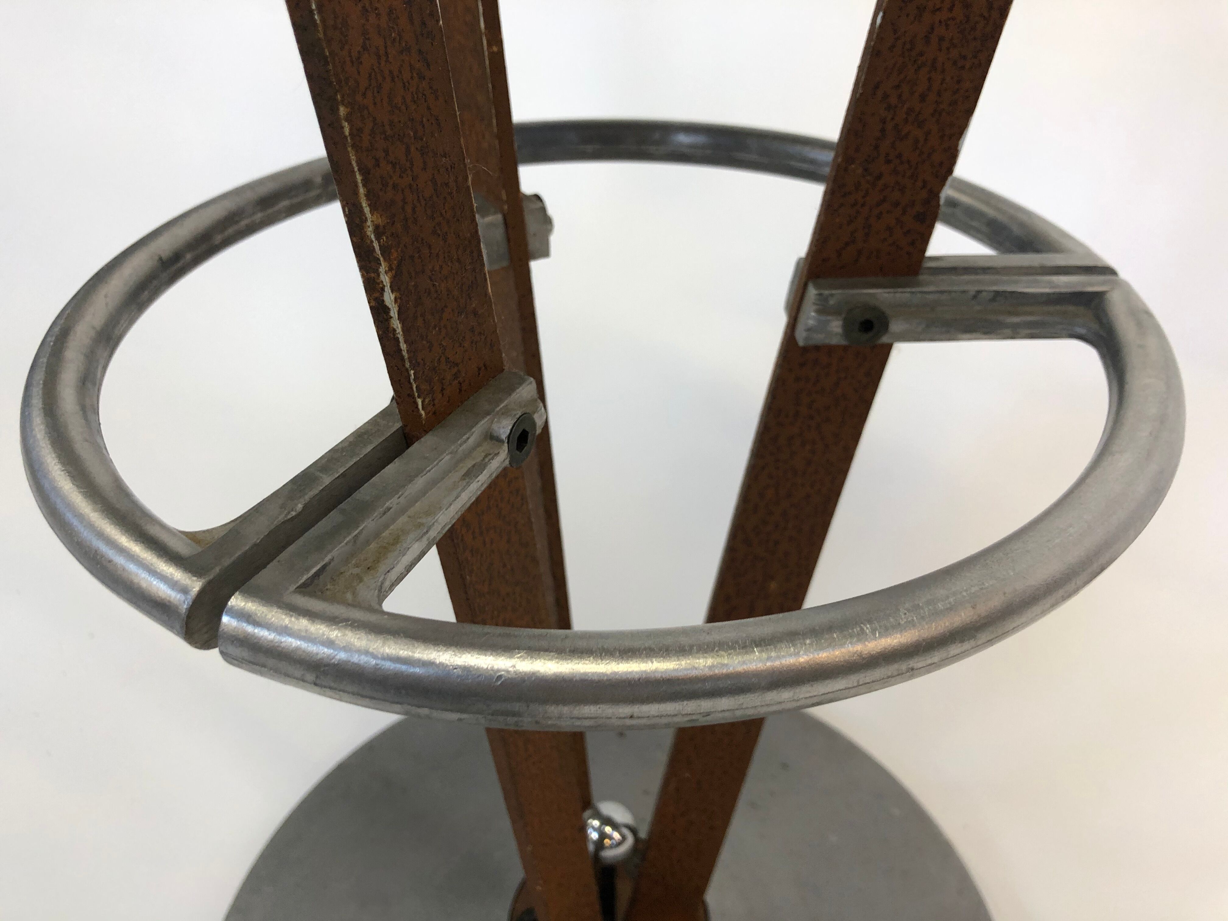 Industrial stool 80
