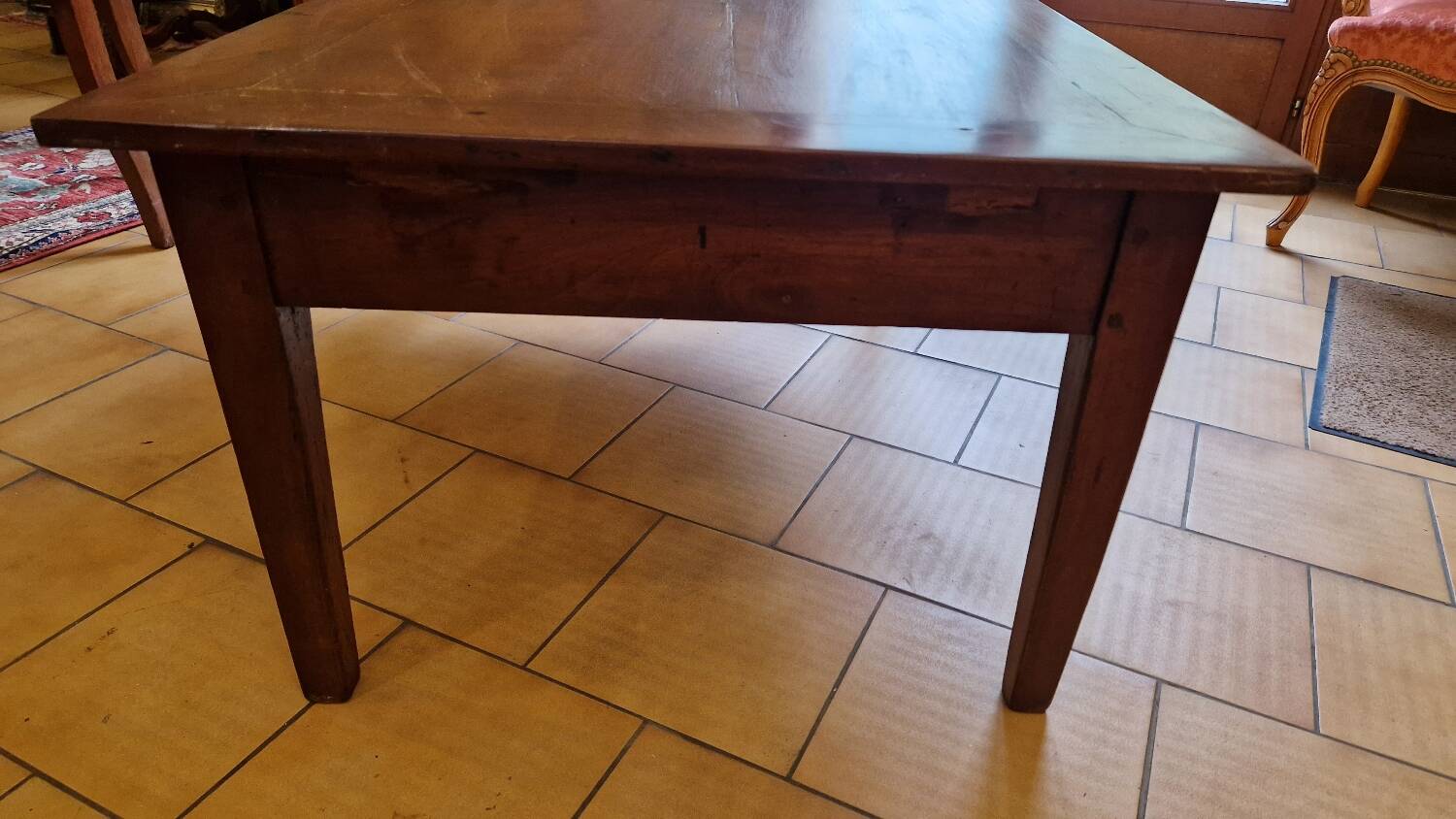 Country coffee table