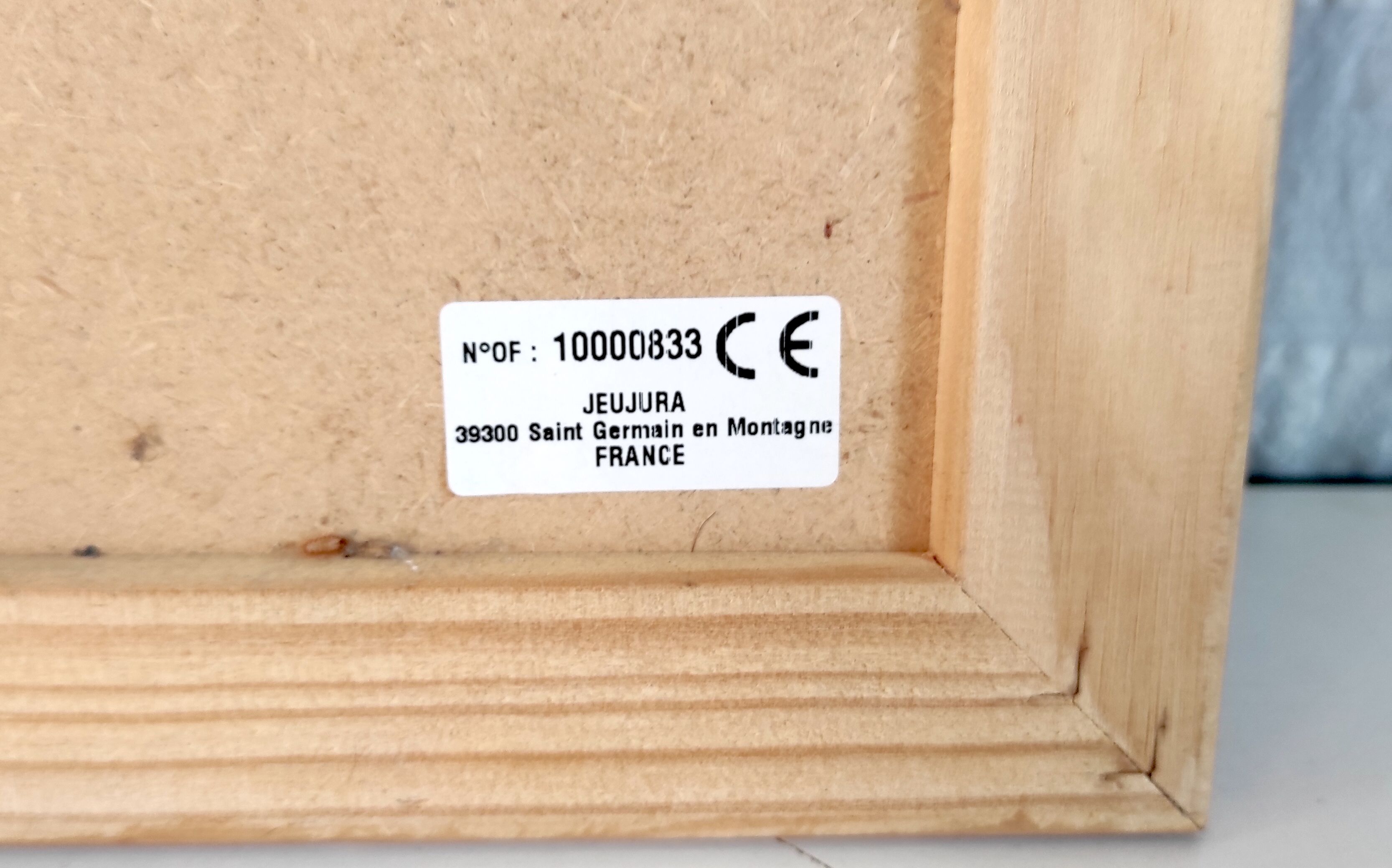 School painting wall in natural wood by JeuJura