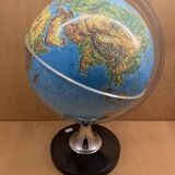 Catalan terrestrial globe 90s
