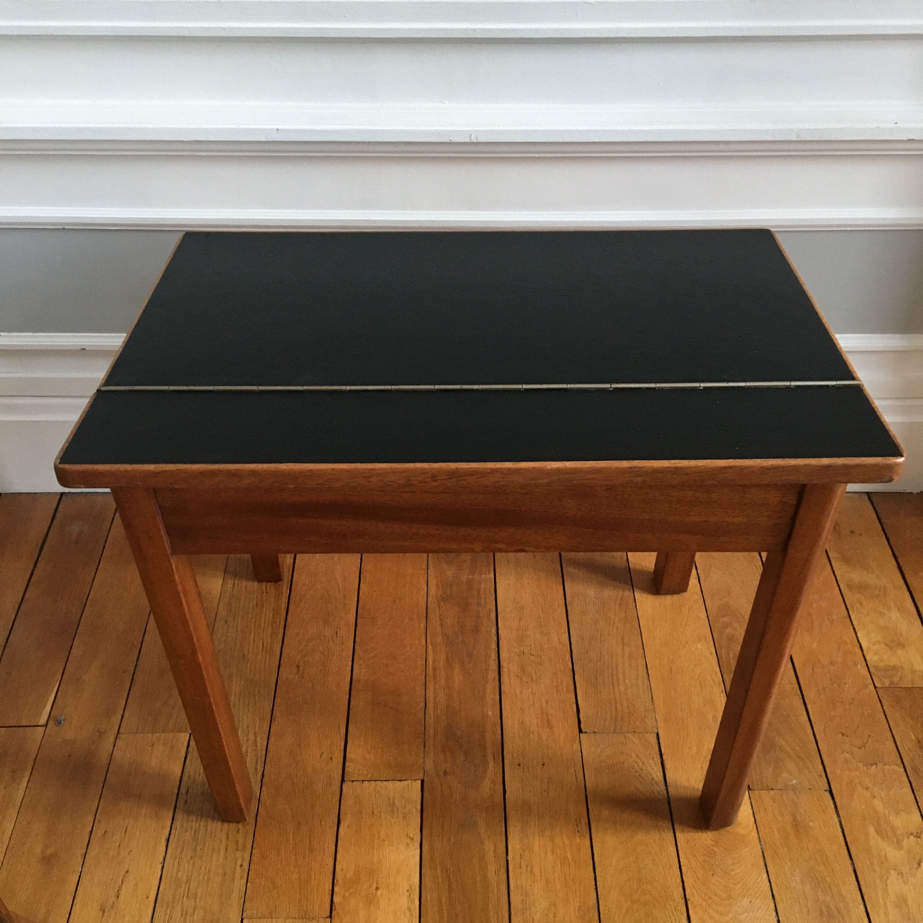 Set of folding desk and children's chair