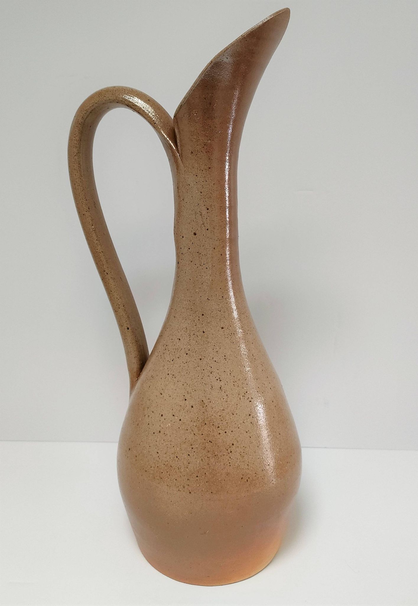 Pichet grès pyrité années 70 h.40,5 cm