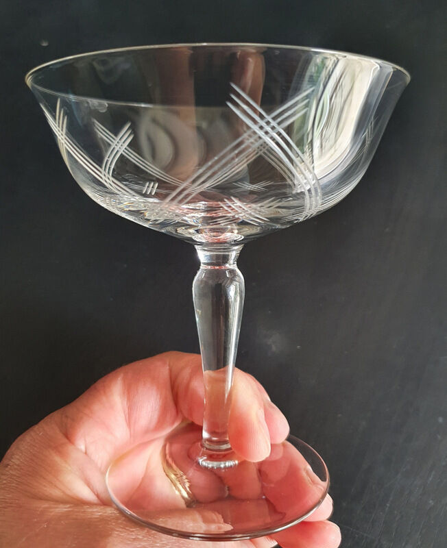 12 champagne glasses cristal Boch