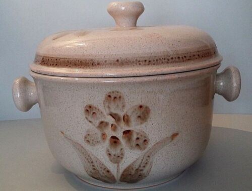 Soupière décor Morzine Art workshop of Lorraine Sarreguemines France