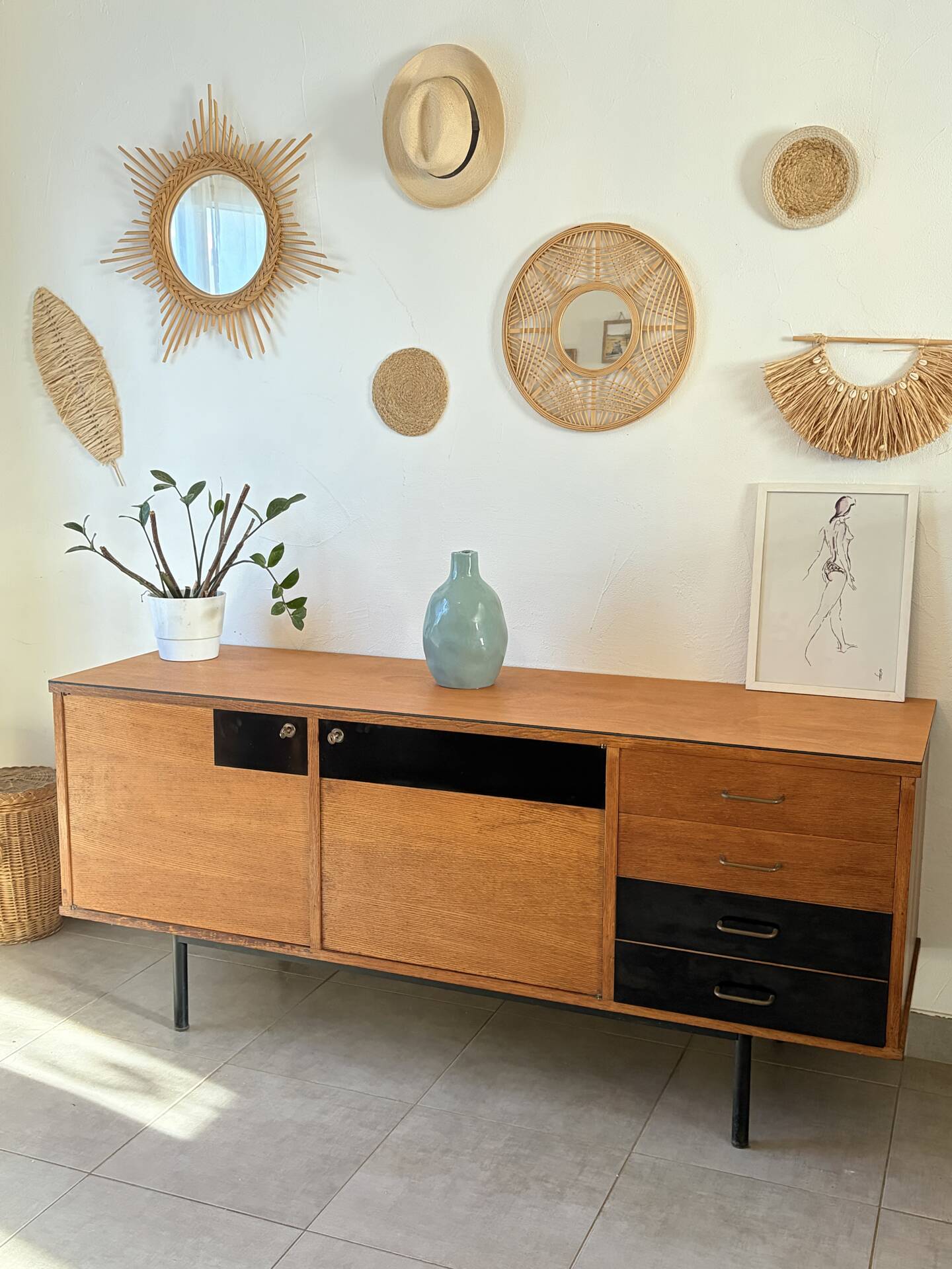 Vintage enfilade Claude Vassal