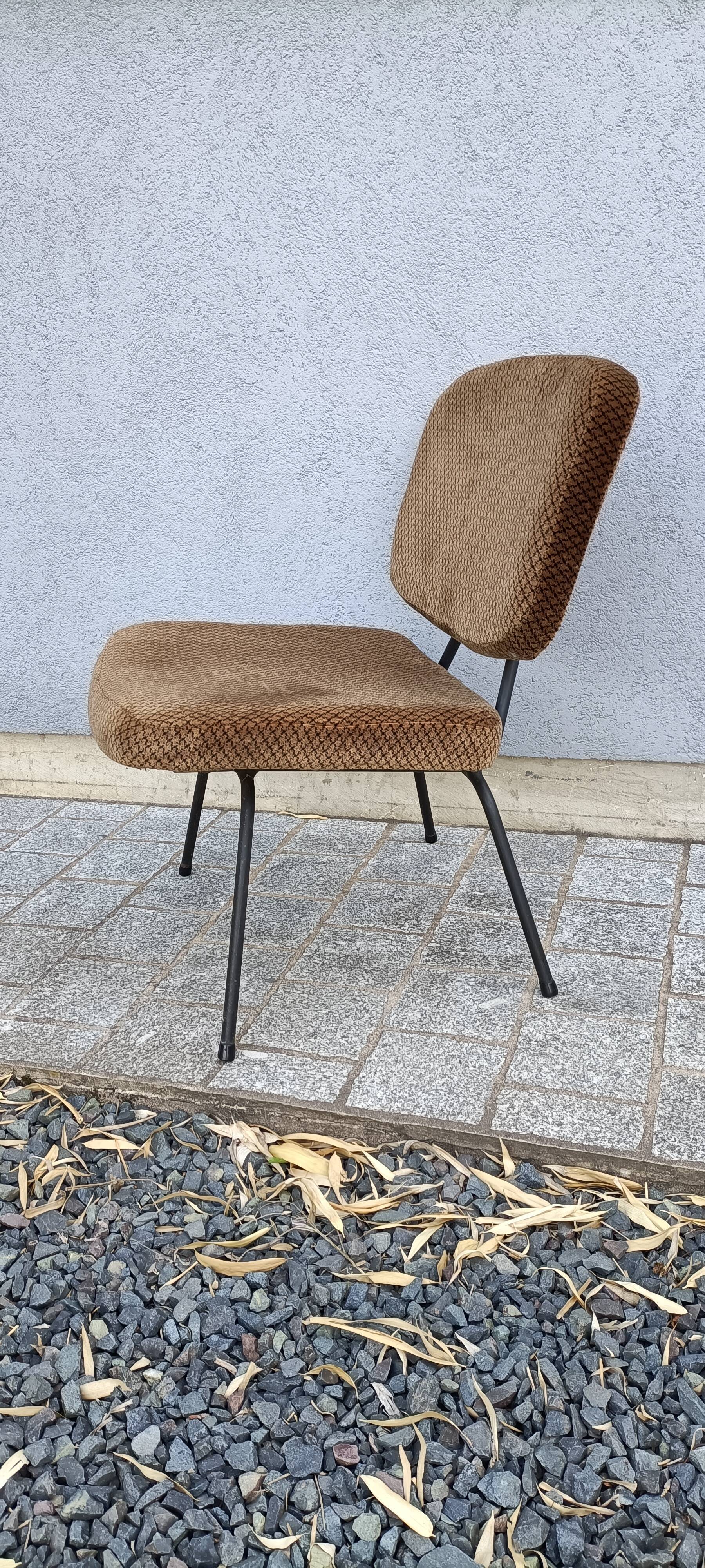 Chauffeuse CM 190 Pierre Paulin pour Thonet