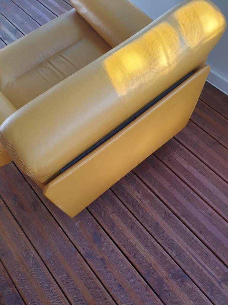 Pair of vintage leather armchairs 1970