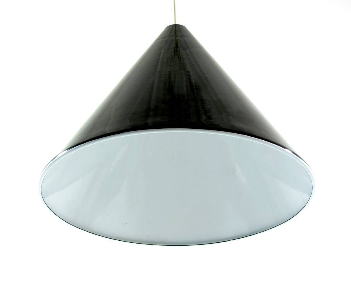 Arne Jacobsen Poulsen black 1960s billiard pendant
