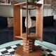 Lampe moderniste en bois - création d’ébénisterie artisanale 70’s