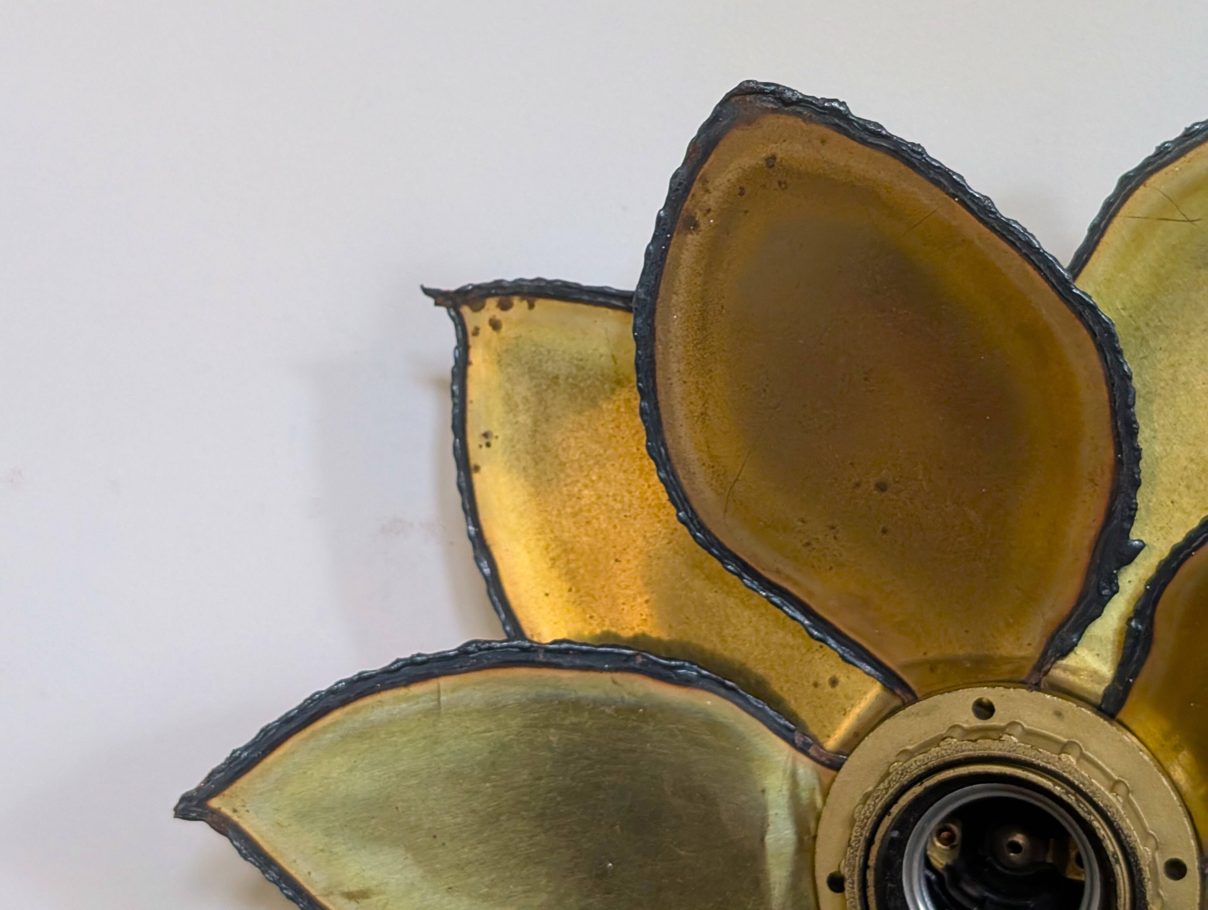 Paire appliques feuilles brutalistes