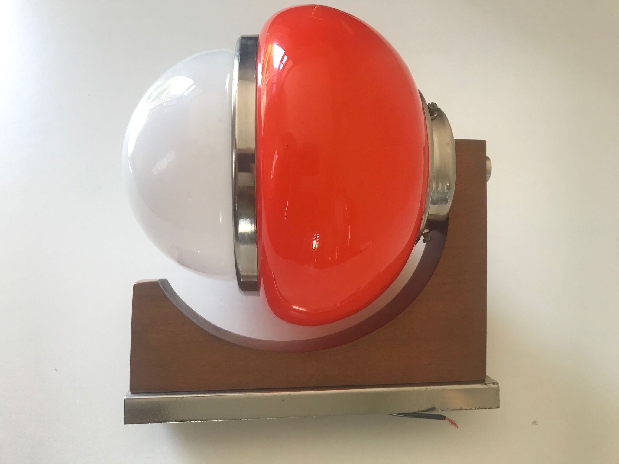 Applique bois et verre des annees 70
