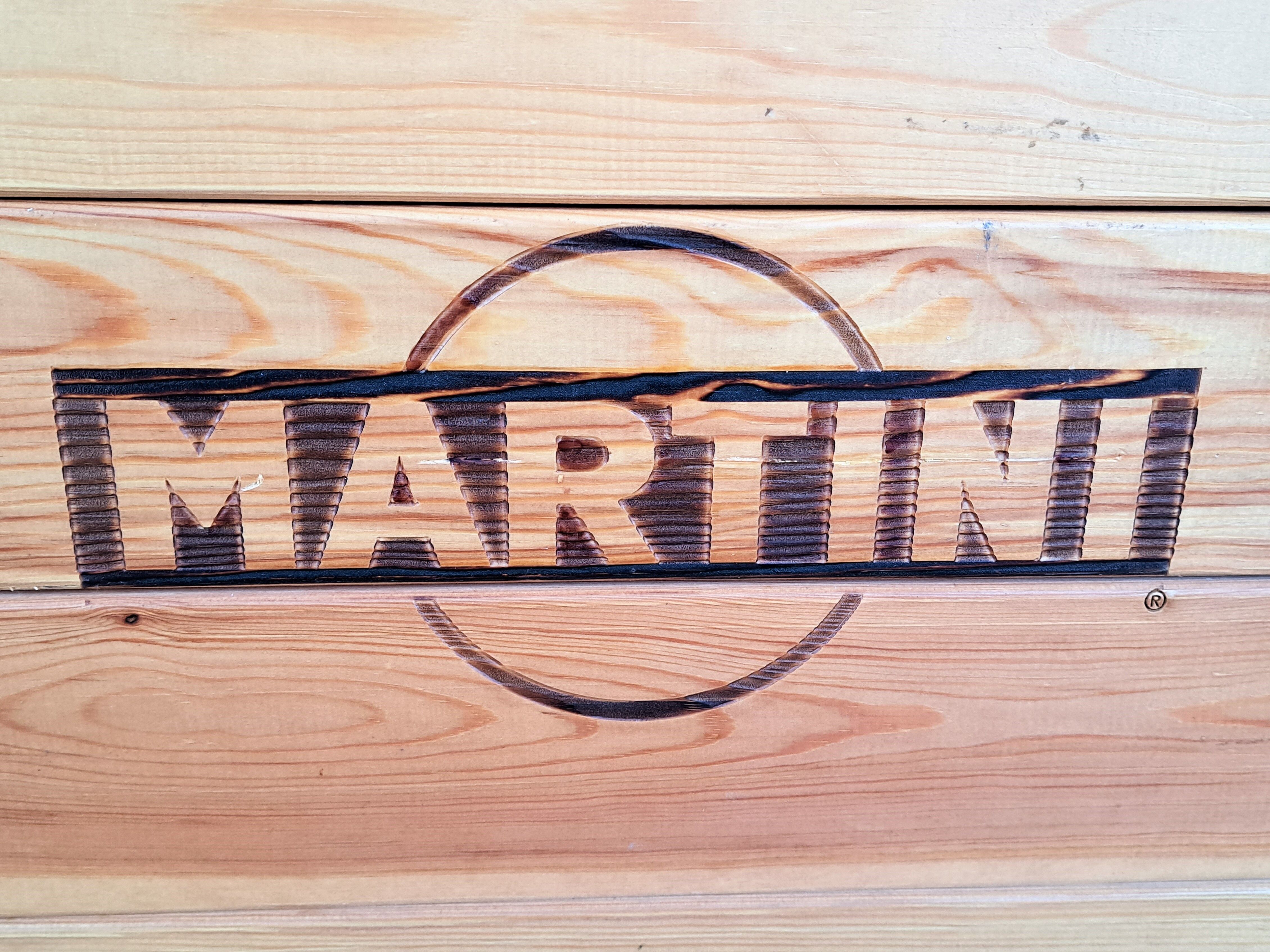 Table basse publicitaire Martini