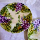 2 vintage slip dessert plates