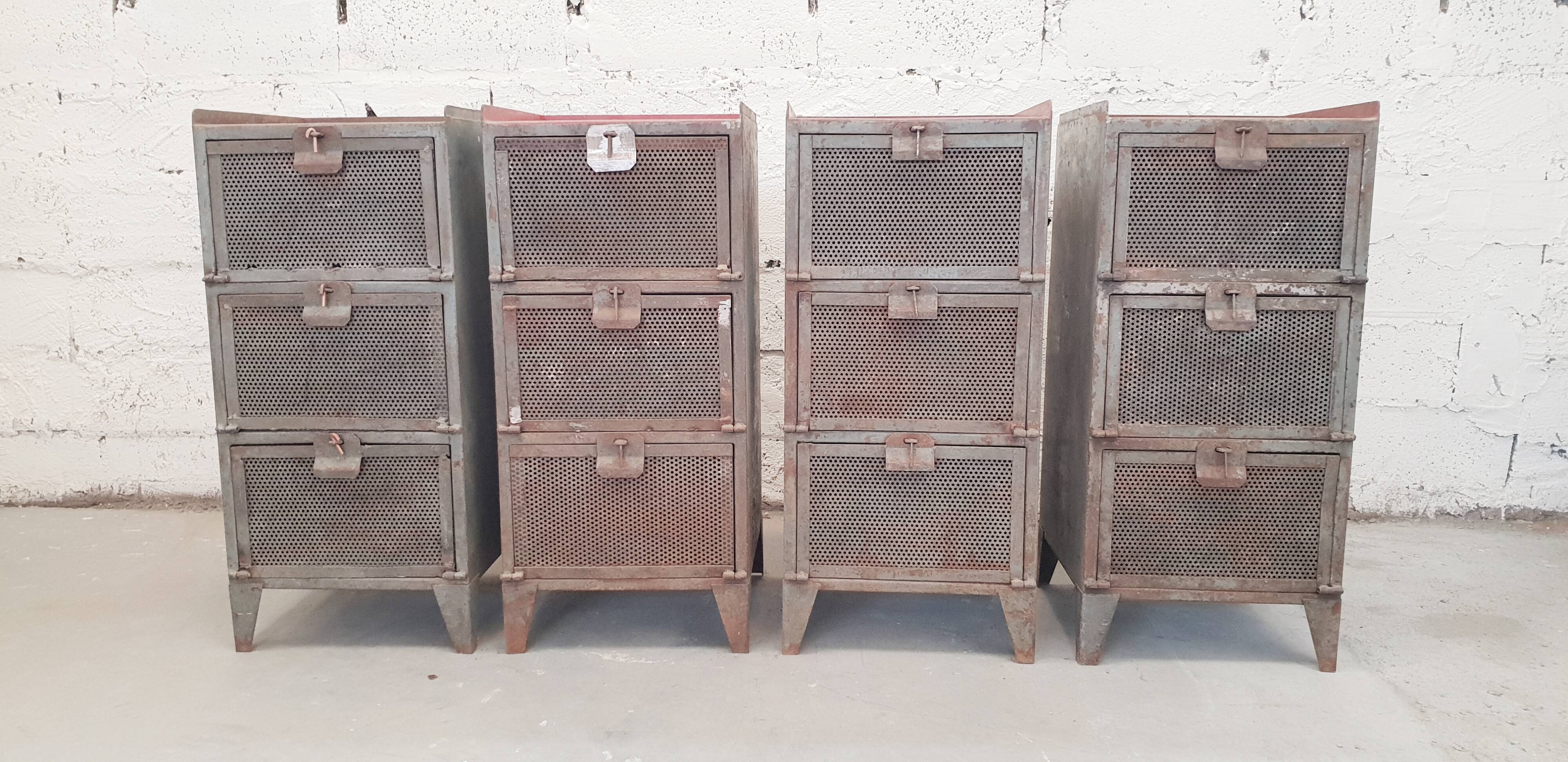 4 industrial workshop maids