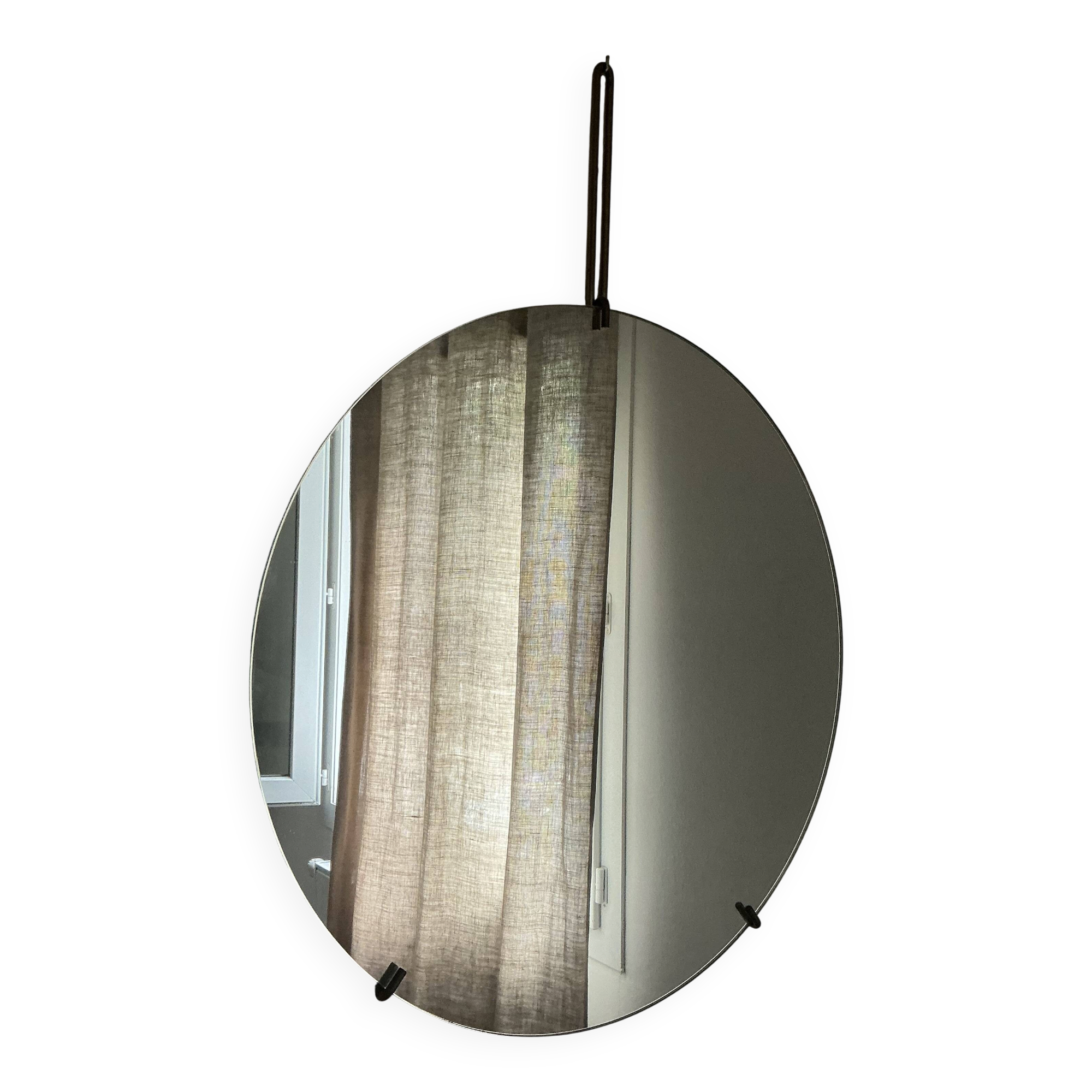 MOEBE mirror