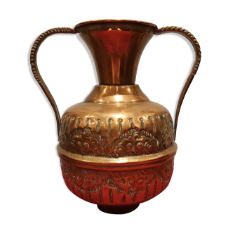 Vase en cuivre