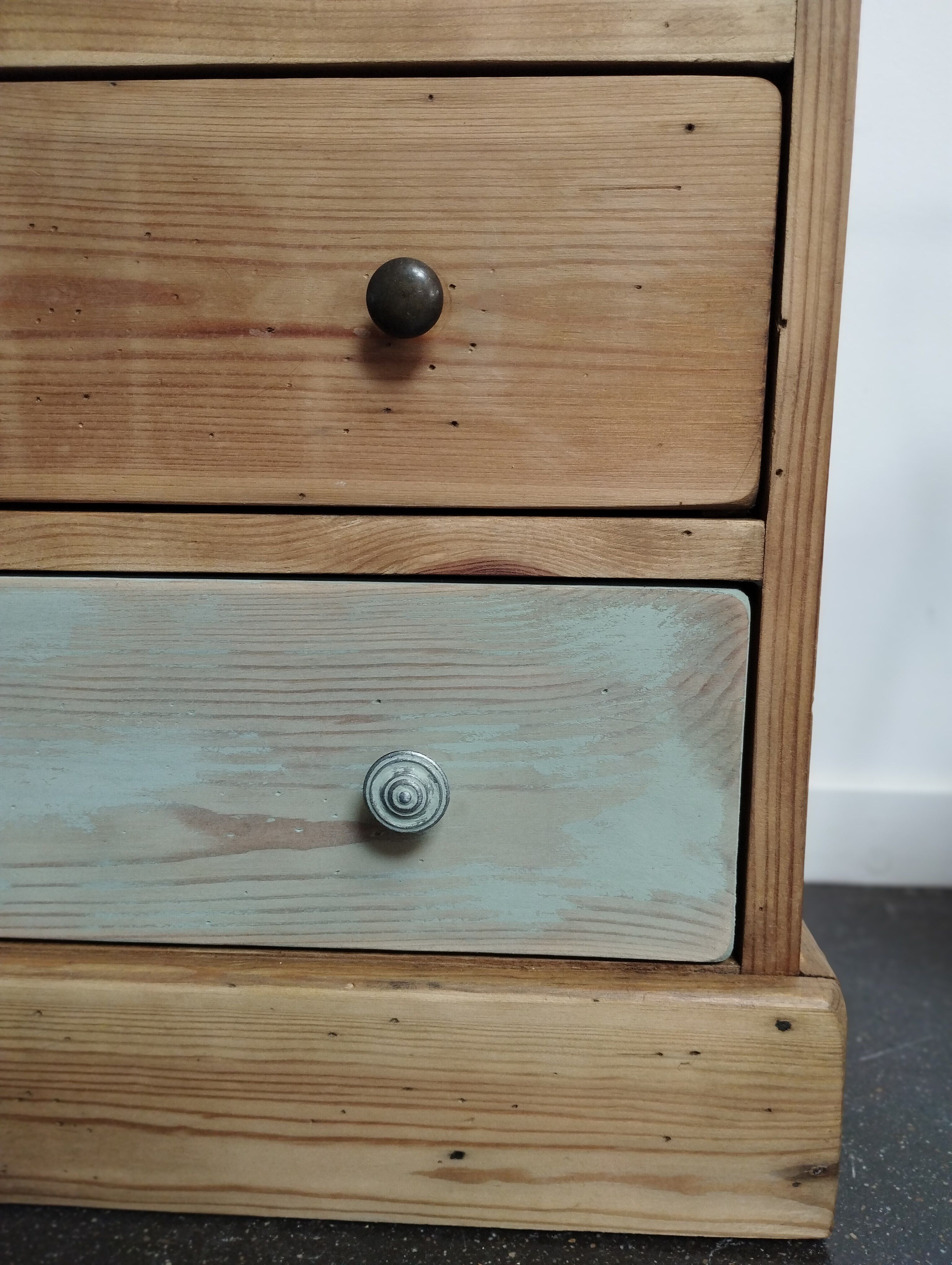 Small bohemian chest of drawers
