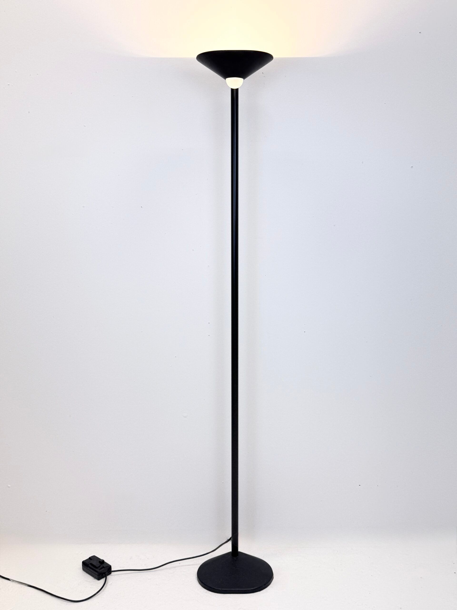 Lampadaire « Ciclope » — Barbieri & Marianelli — Italie, années 1980
