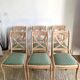 Chaises en bois massif assises verte